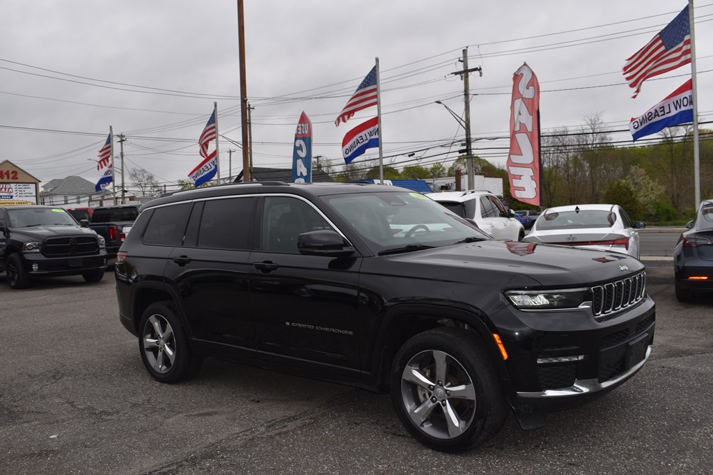 2022 Jeep Grand Cherokee Image 9