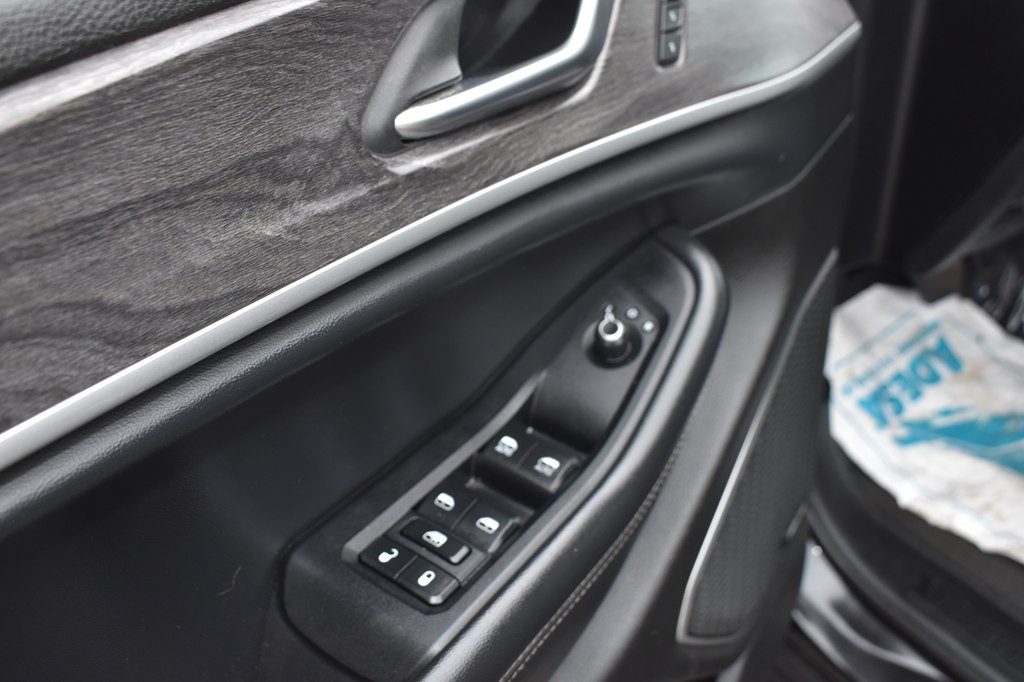 2022 Jeep Grand Cherokee Image 14