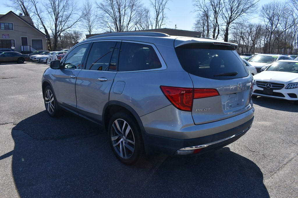 2018 Honda Pilot Image 7