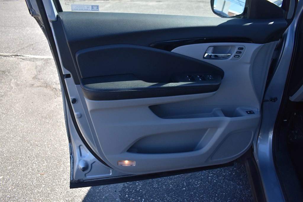 2018 Honda Pilot Image 10
