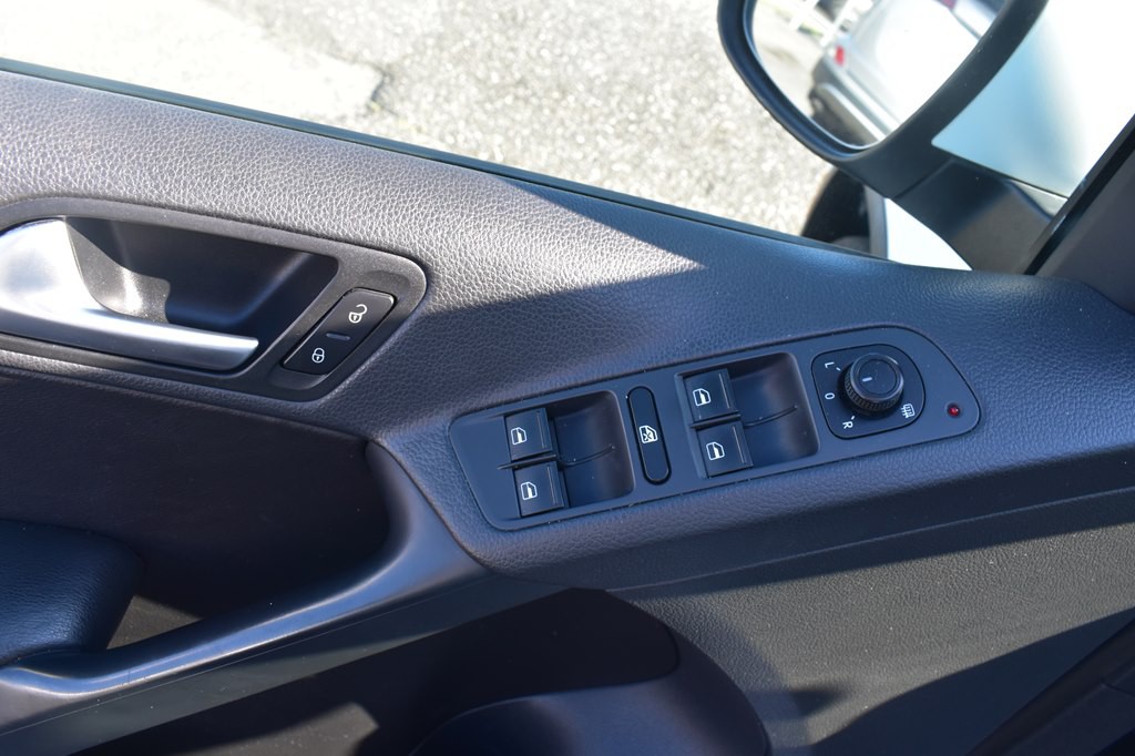 2016 Volkswagen Tiguan Image 11