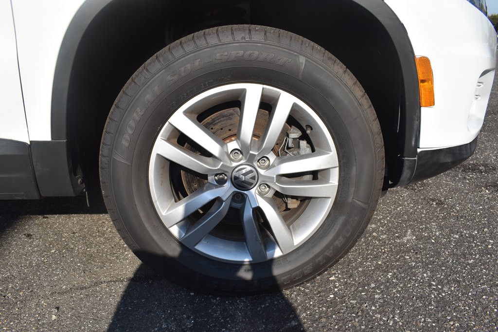 2016 Volkswagen Tiguan Image 21