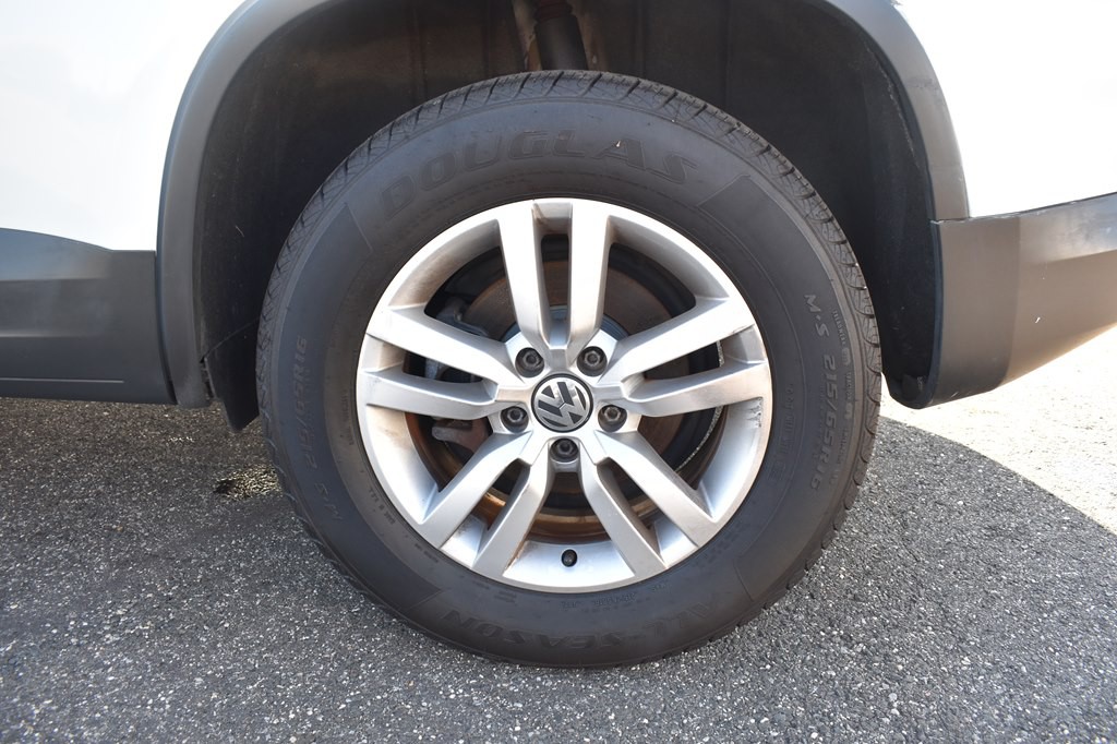 2016 Volkswagen Tiguan Image 22