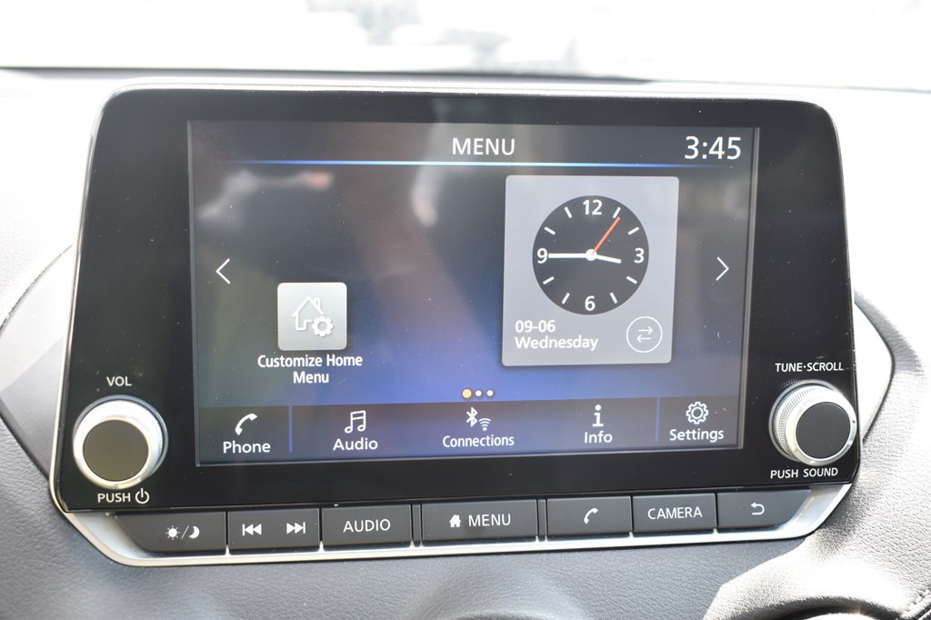 2022 Nissan Sentra Image 9