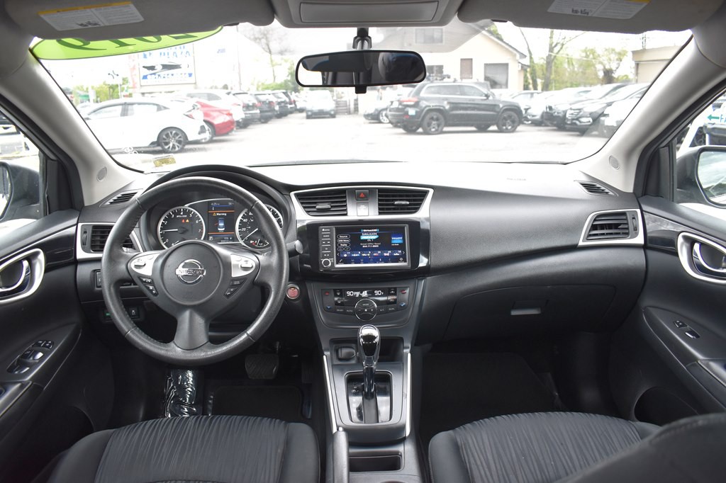 2019 Nissan Sentra Image 17