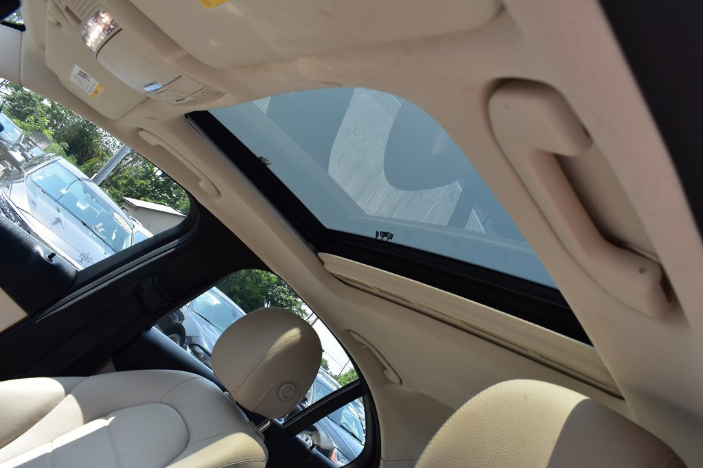 2020 Mercedes-Benz C-Class Image 17