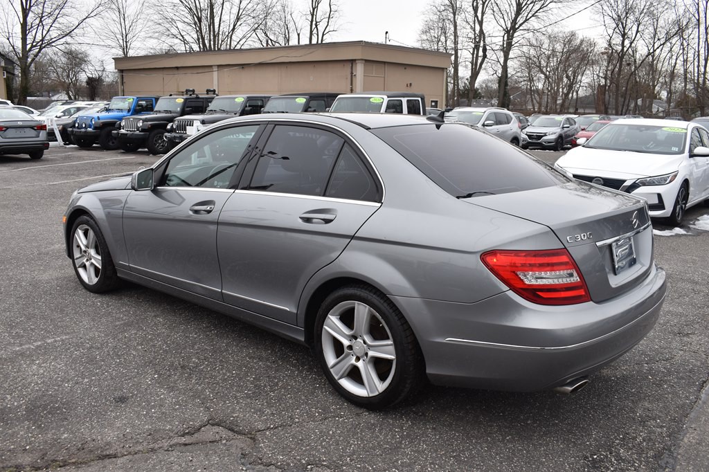 2012 Mercedes-Benz C-Class Image 5