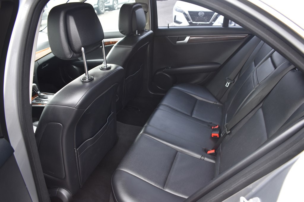 2012 Mercedes-Benz C-Class Image 16