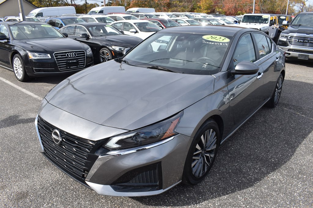 2023 Nissan Altima Image 4