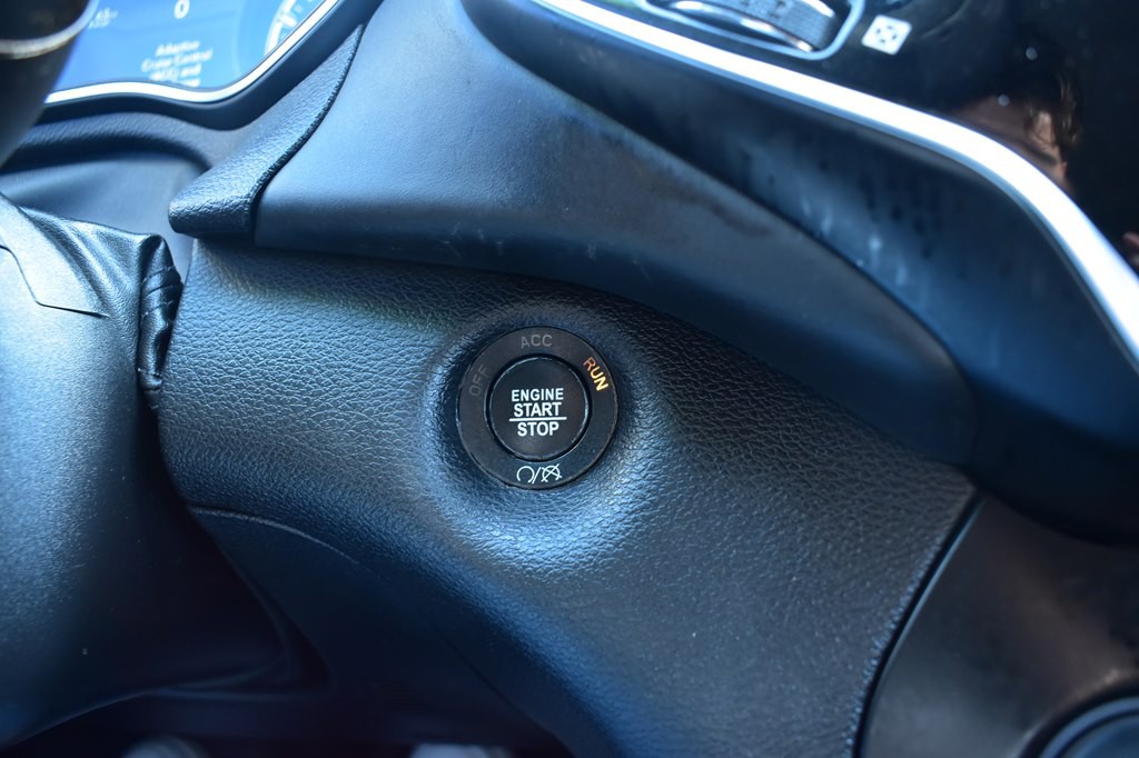 2019 Jeep Cherokee Image 12