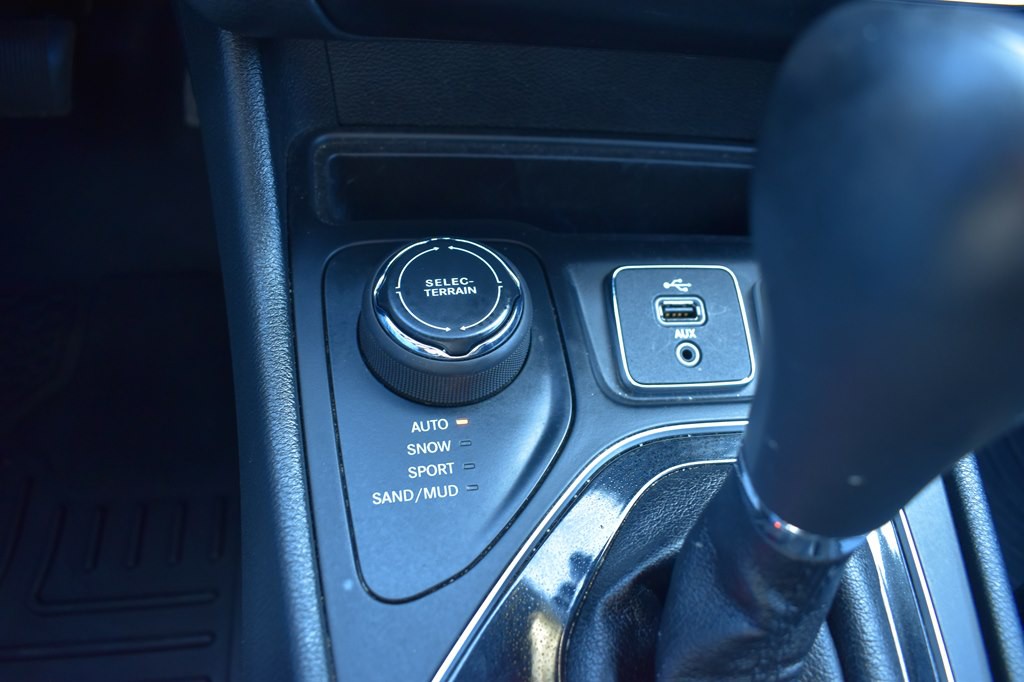 2019 Jeep Cherokee Image 14