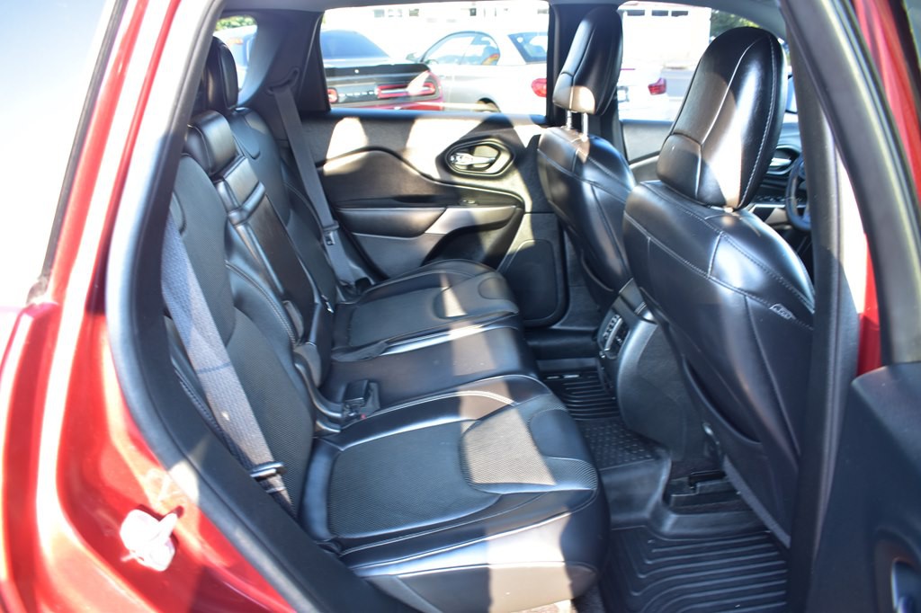2019 Jeep Cherokee Image 23