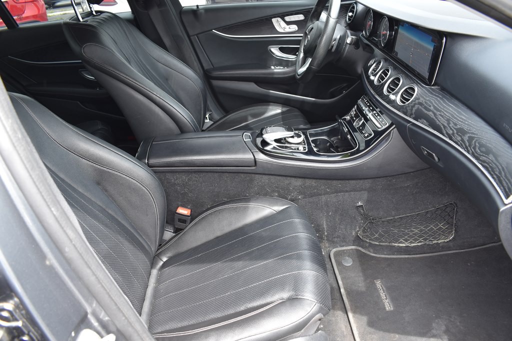 2017 Mercedes-Benz E-Class Image 21