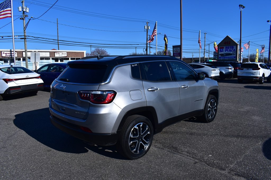 2022 Jeep Compass Image 5