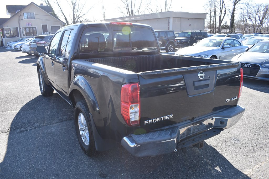 2017 Nissan Frontier Image 6