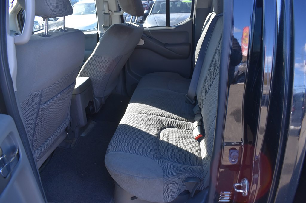 2017 Nissan Frontier Image 13