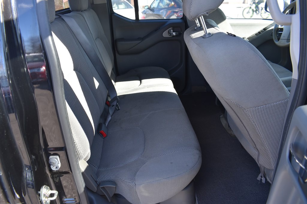 2017 Nissan Frontier Image 14