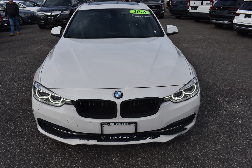 2018 BMW 3 Series Image 2