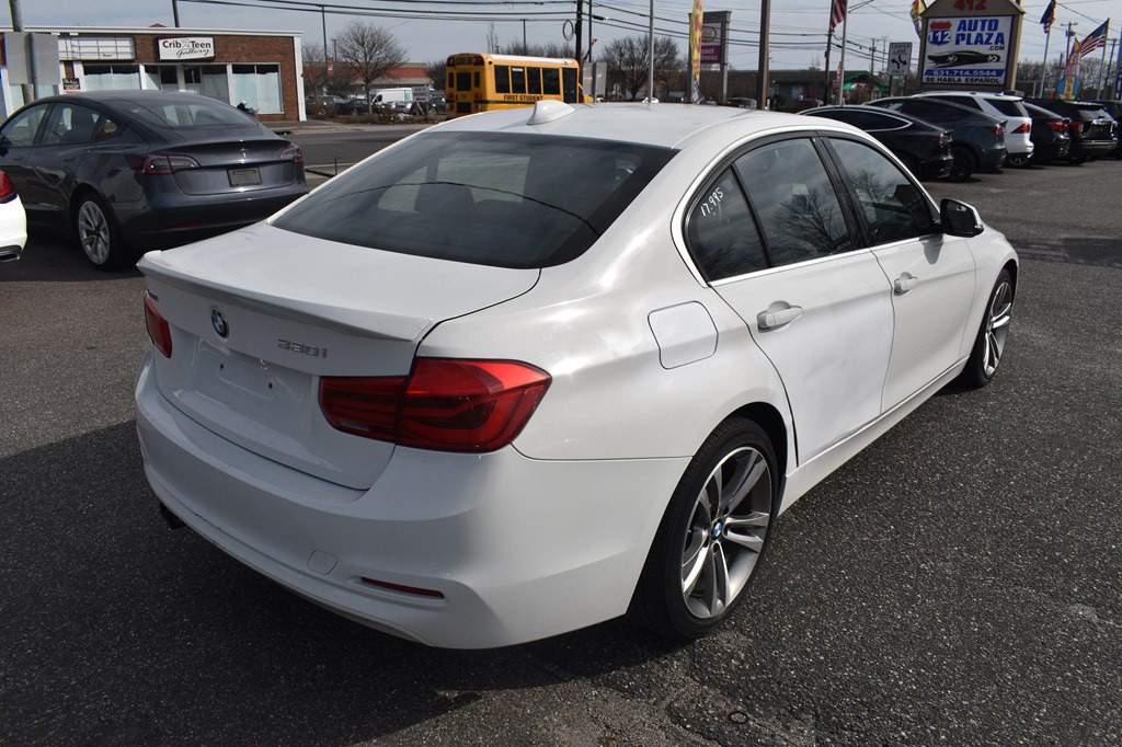 2018 BMW 3 Series Image 8