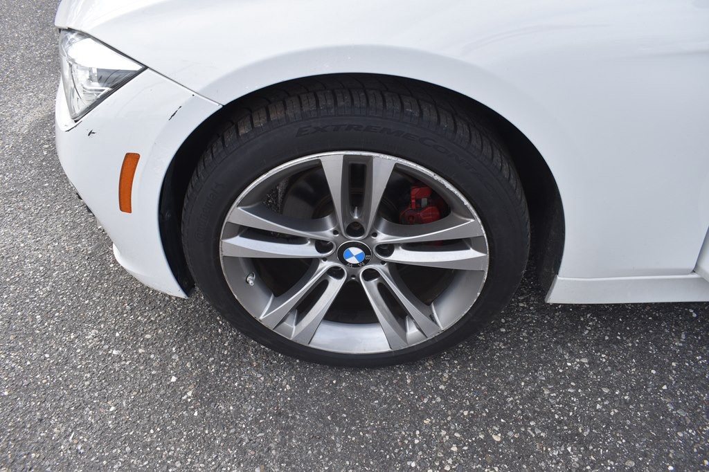 2018 BMW 3 Series Image 25