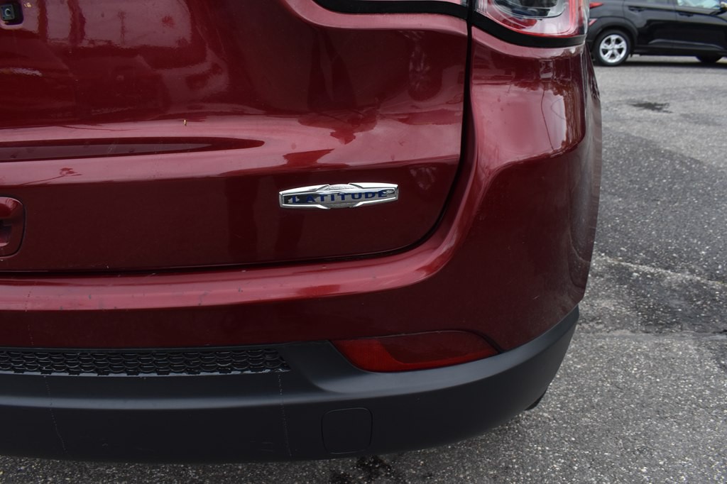 2021 Jeep Compass Image 8