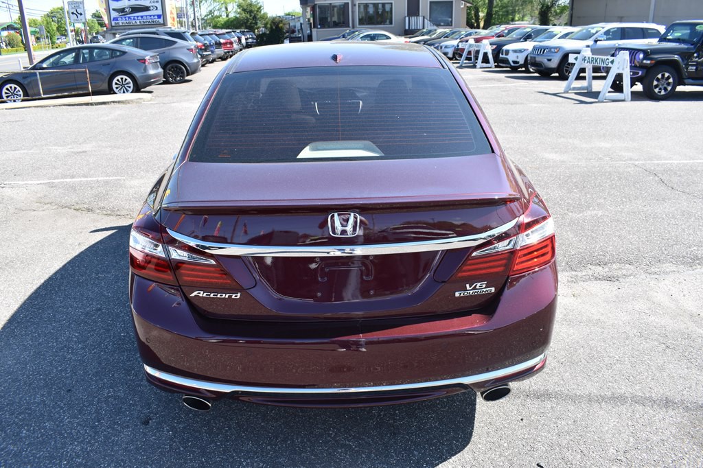2017 Honda Accord Image 7