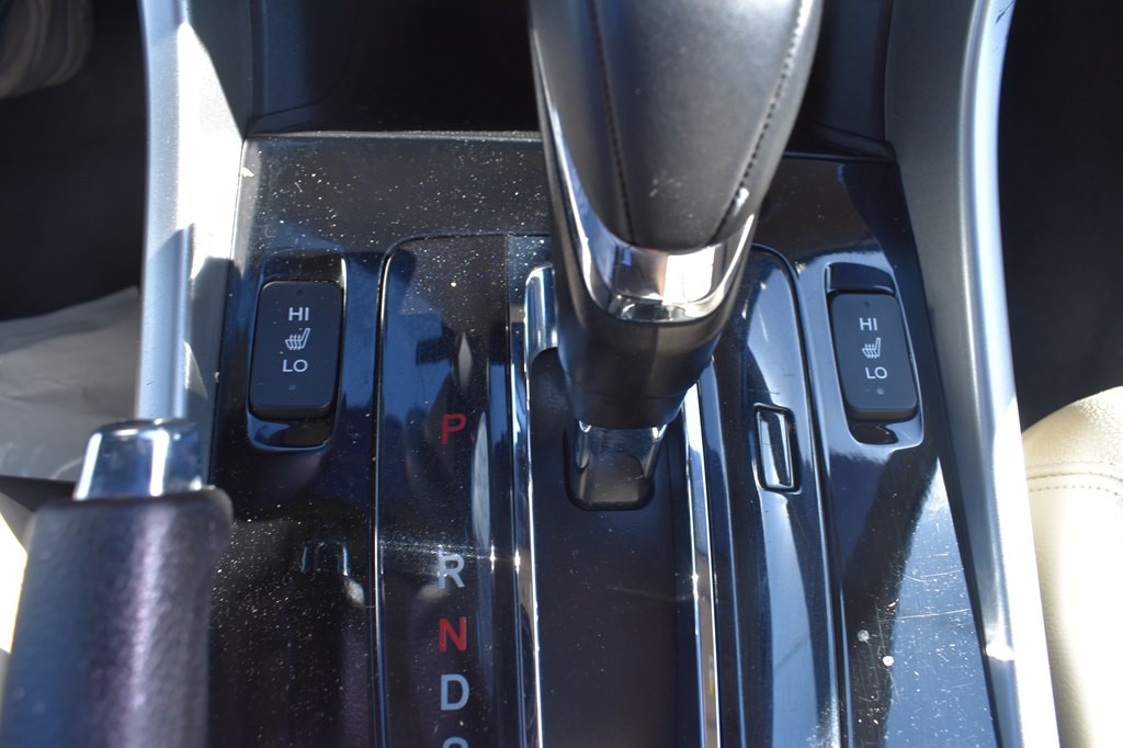 2017 Honda Accord Image 14