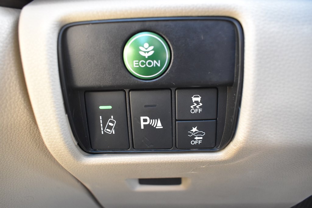 2017 Honda Accord Image 18