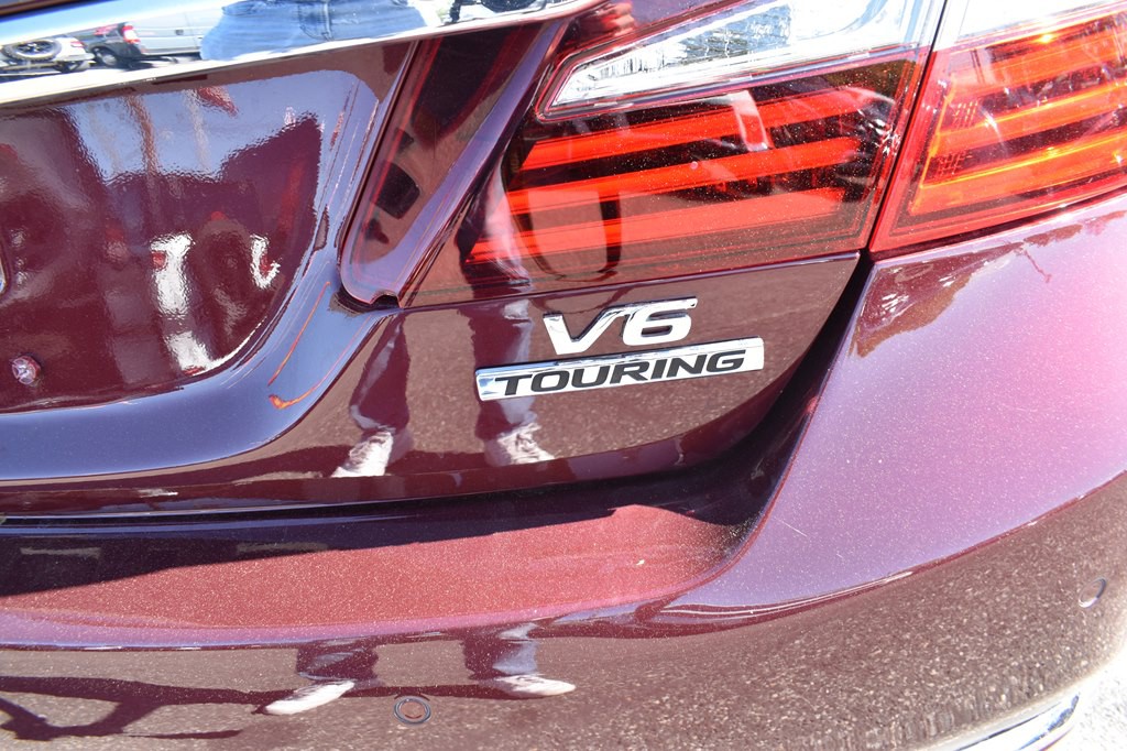 2017 Honda Accord Image 26