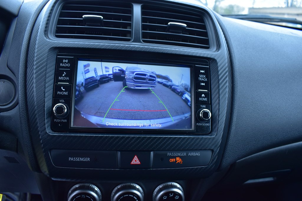 2024 Mitsubishi Outlander Image 11