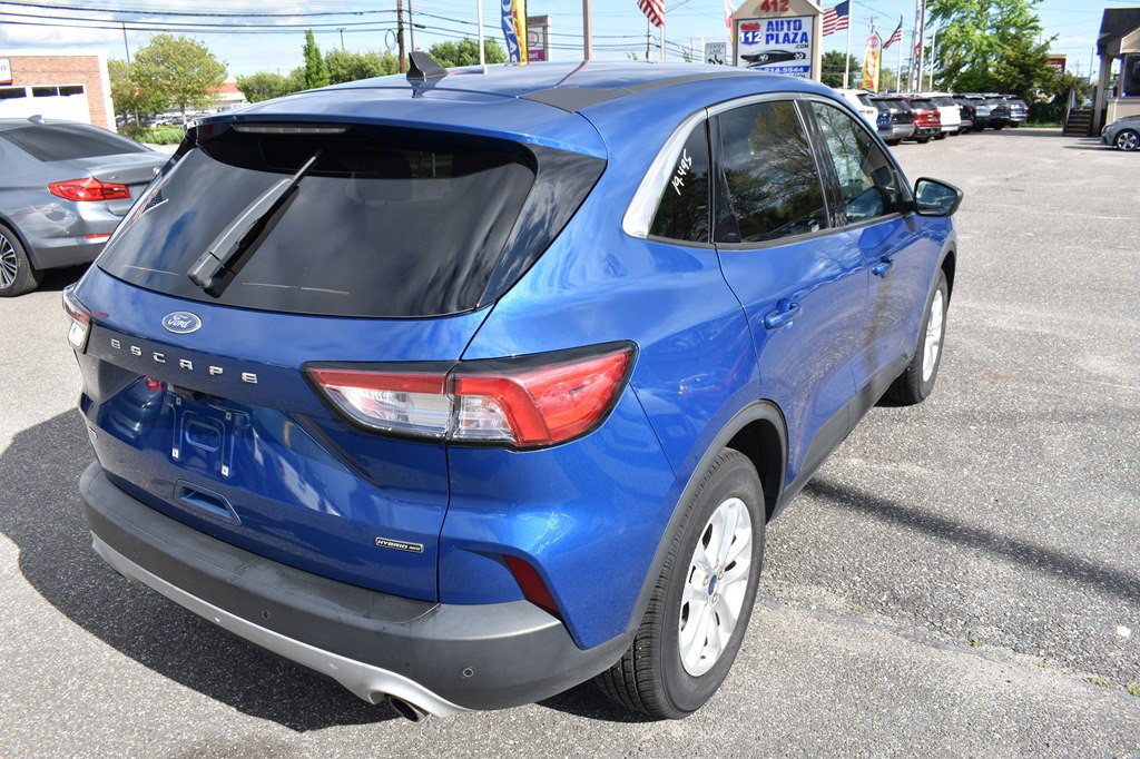 2022 Ford Escape Image 8