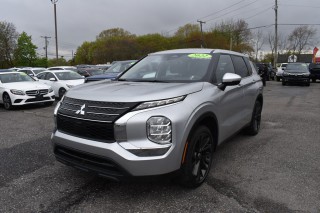 Image for 2022 Mitsubishi Outlander ES ID: 7372351