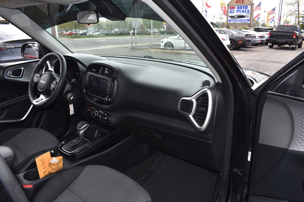 2023 Kia Soul Image 19