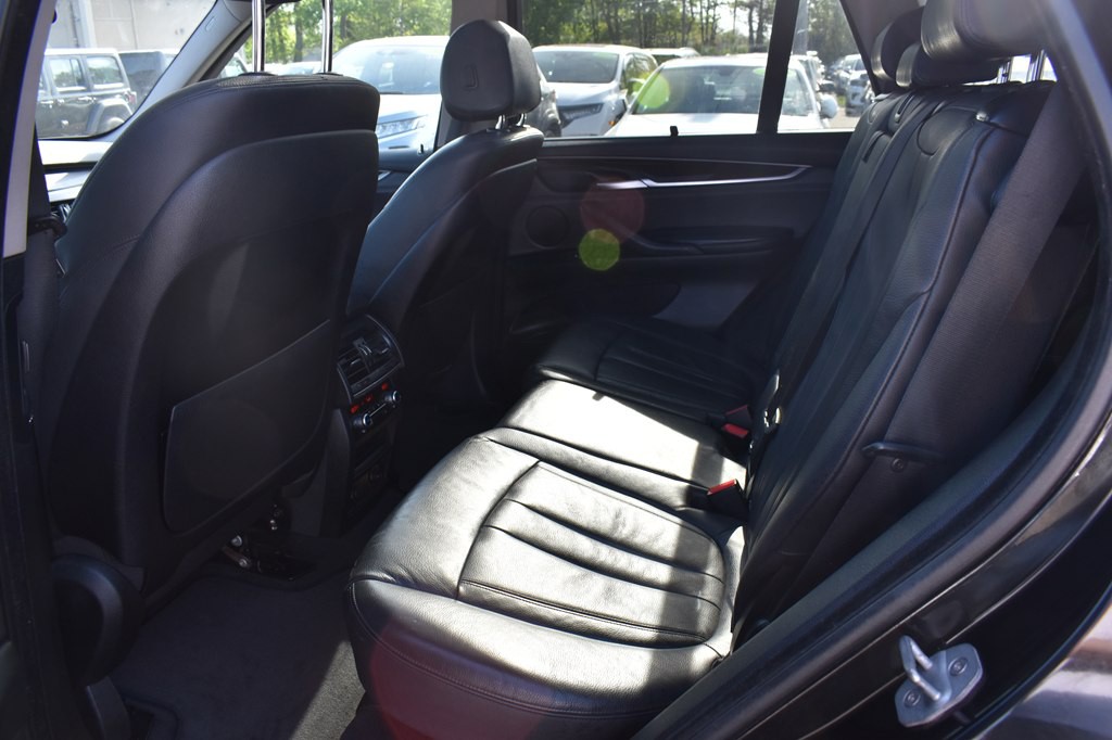 2015 BMW X5 Image 19