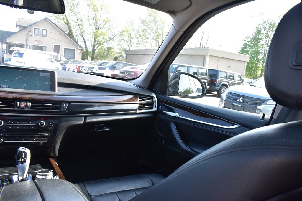 2015 BMW X5 Image 26