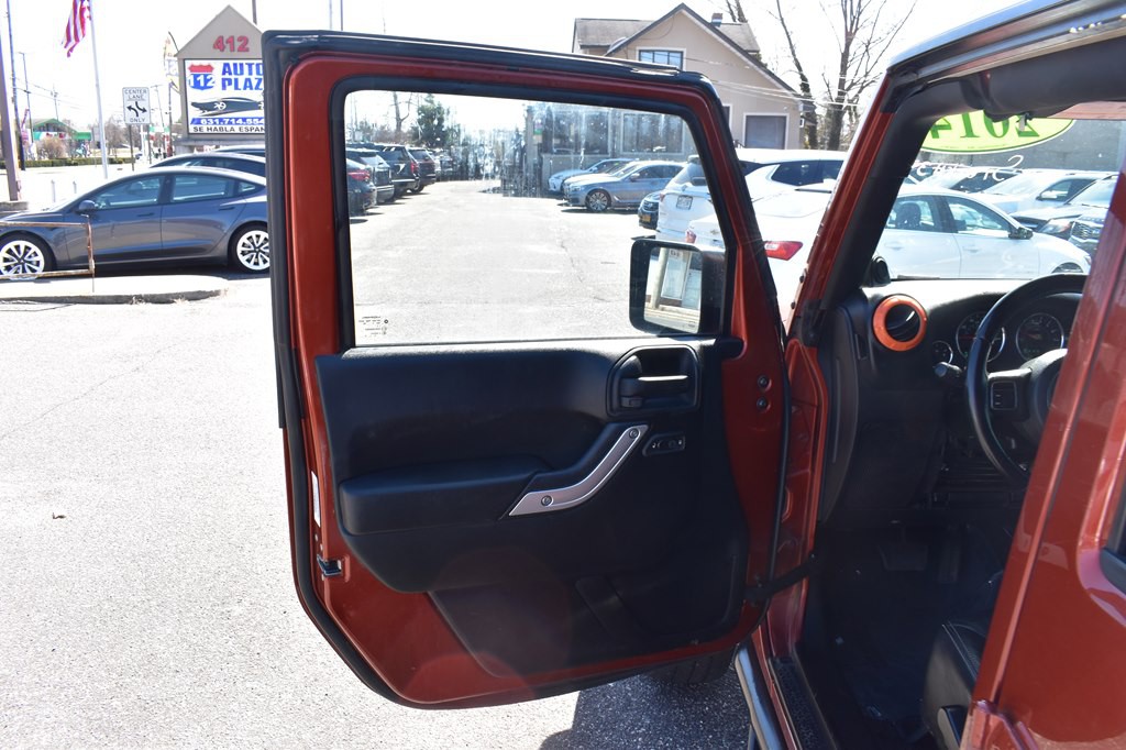 2014 Jeep Wrangler Unlimited Image 20