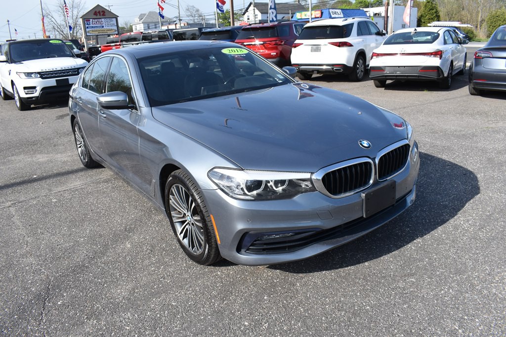 2018 BMW 5 Series Image 1