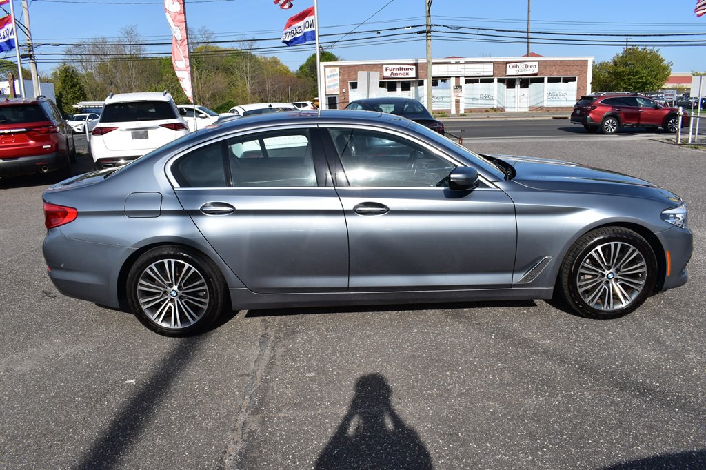 2018 BMW 5 Series Image 9