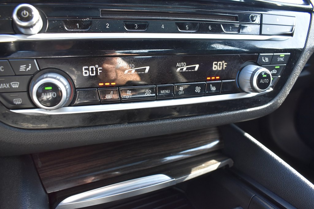 2018 BMW 5 Series Image 15