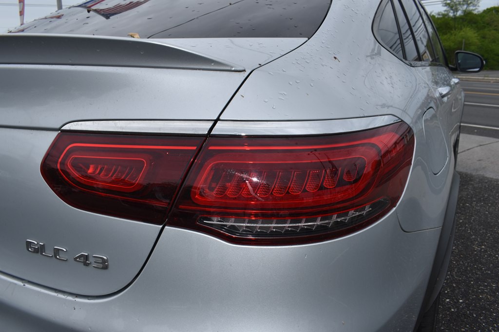 2020 Mercedes-Benz GLC-Class Image 12