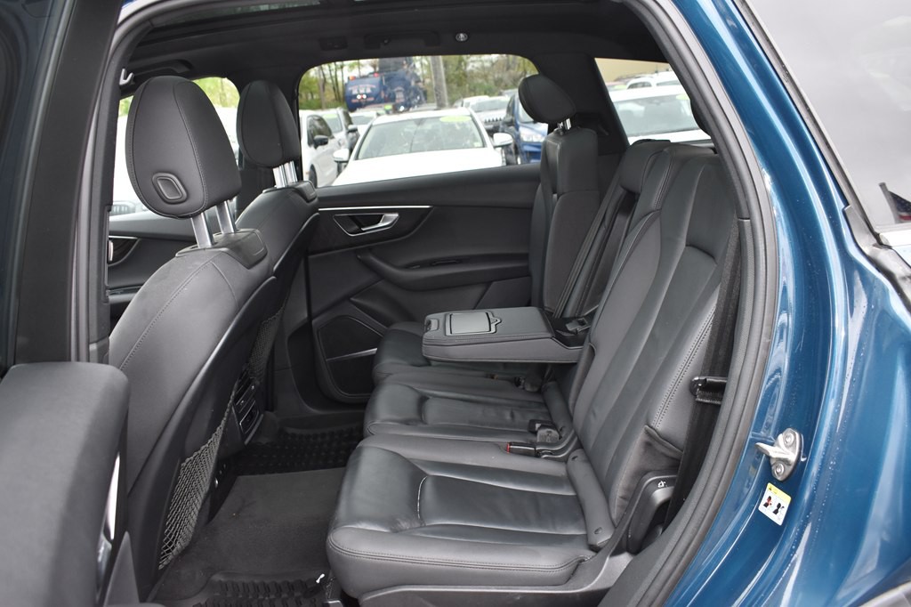 2021 Audi Q7 Image 16