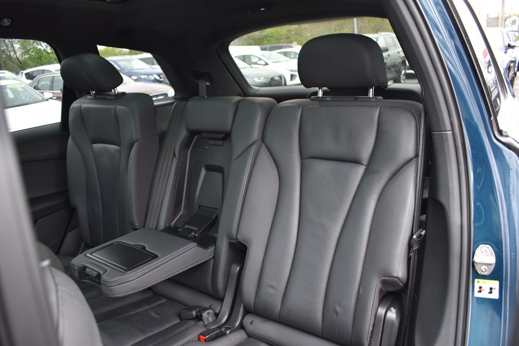 2021 Audi Q7 Image 17