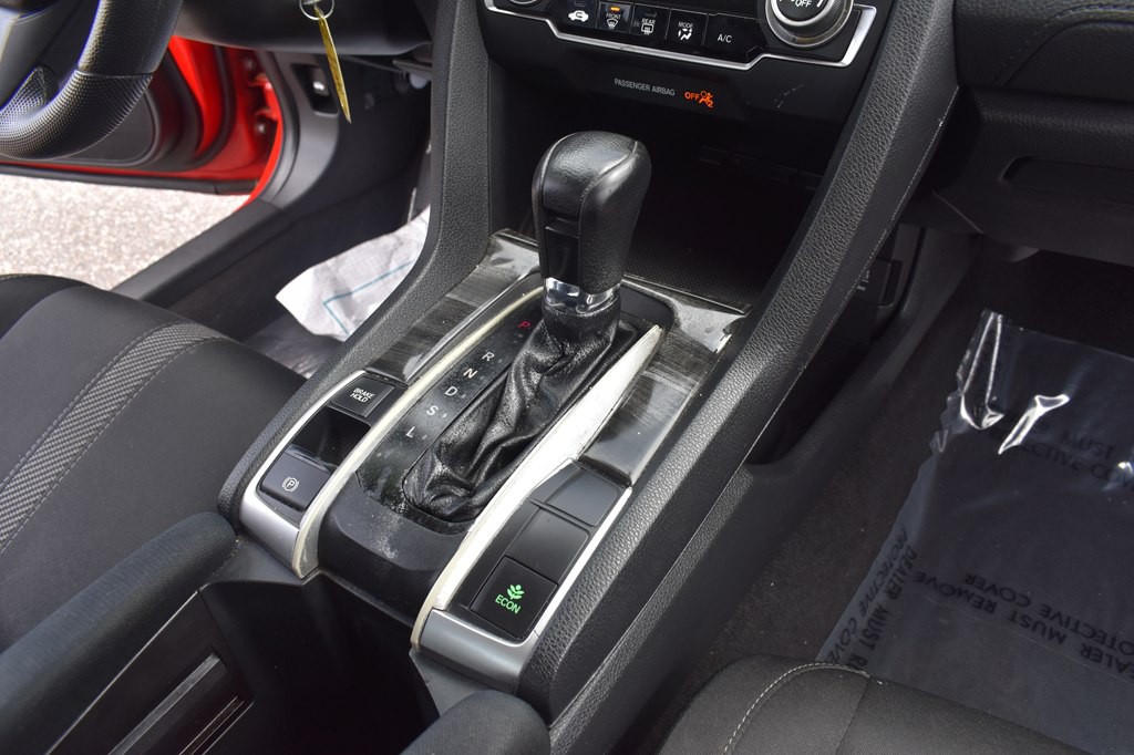 2017 Honda Civic Image 16