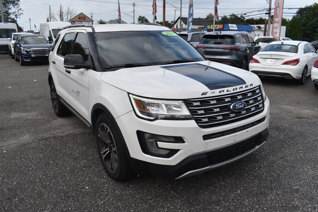 2017 Ford Explorer Image 1