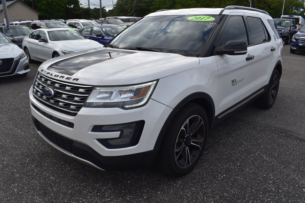 2017 Ford Explorer Image 4