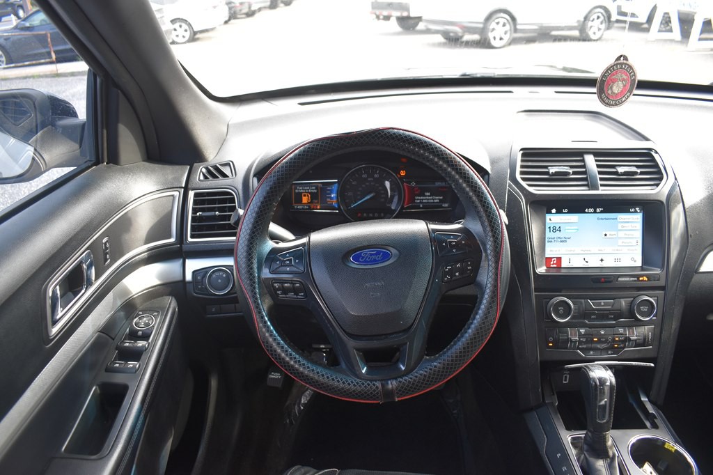 2017 Ford Explorer Image 23