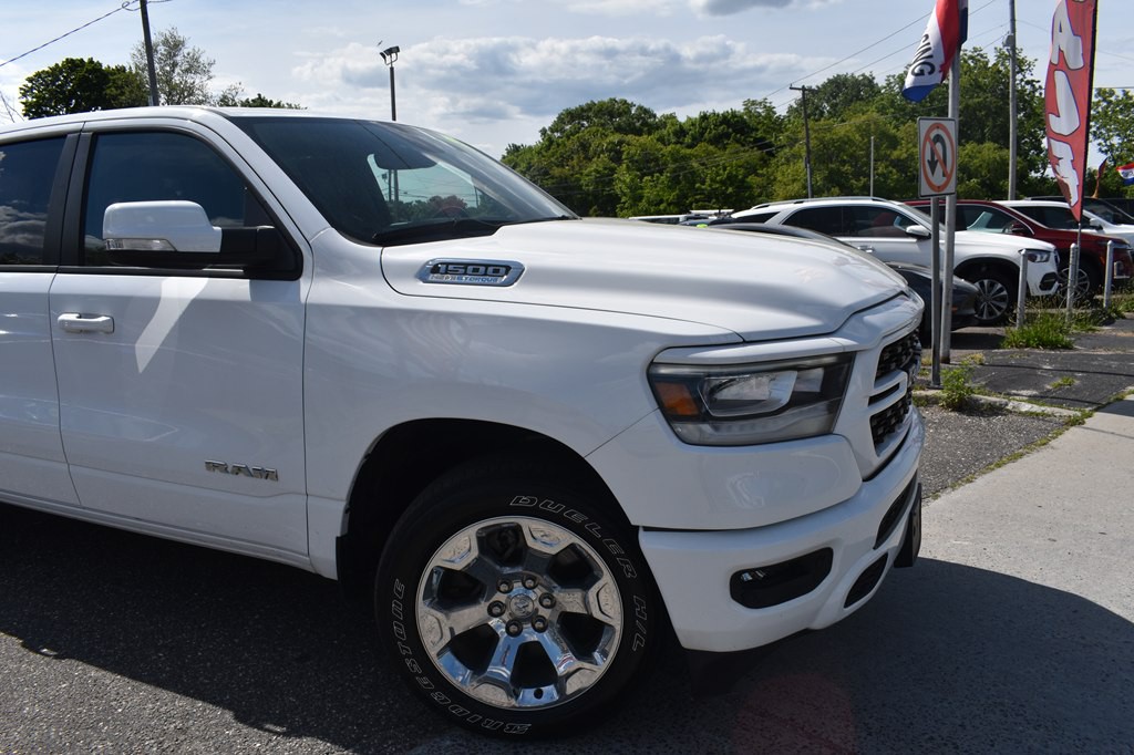 2022 RAM 1500 Image 2