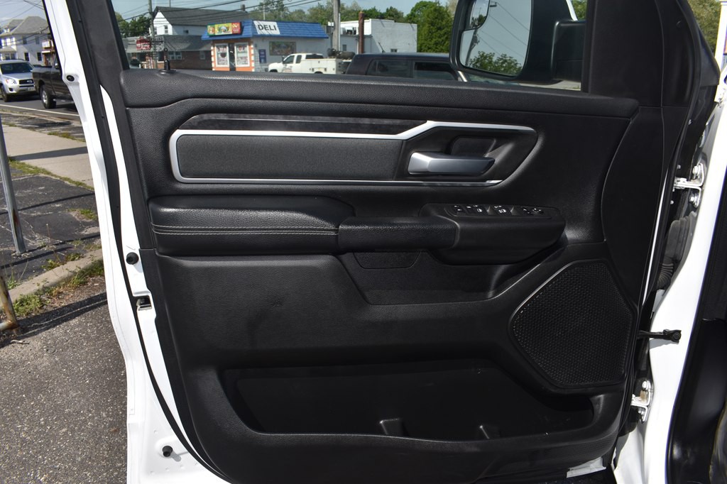 2022 RAM 1500 Image 12