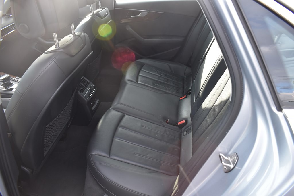2019 Audi A4 Image 17
