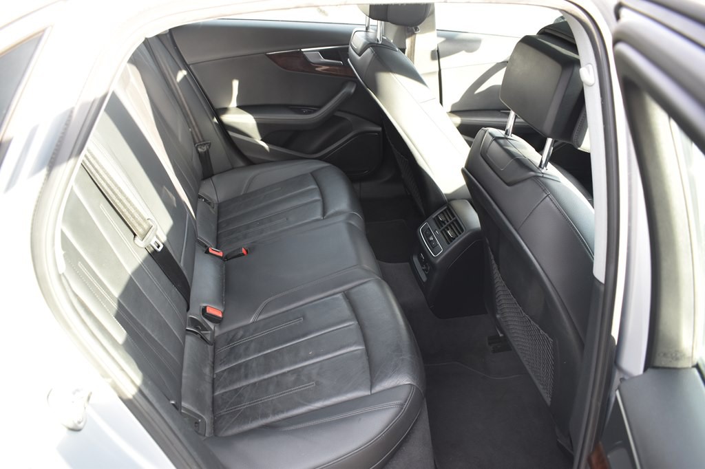 2019 Audi A4 Image 18